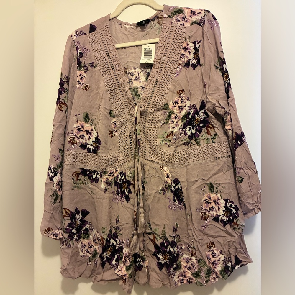Torrid Floral Lace-Trim Lavender Women's Blouse